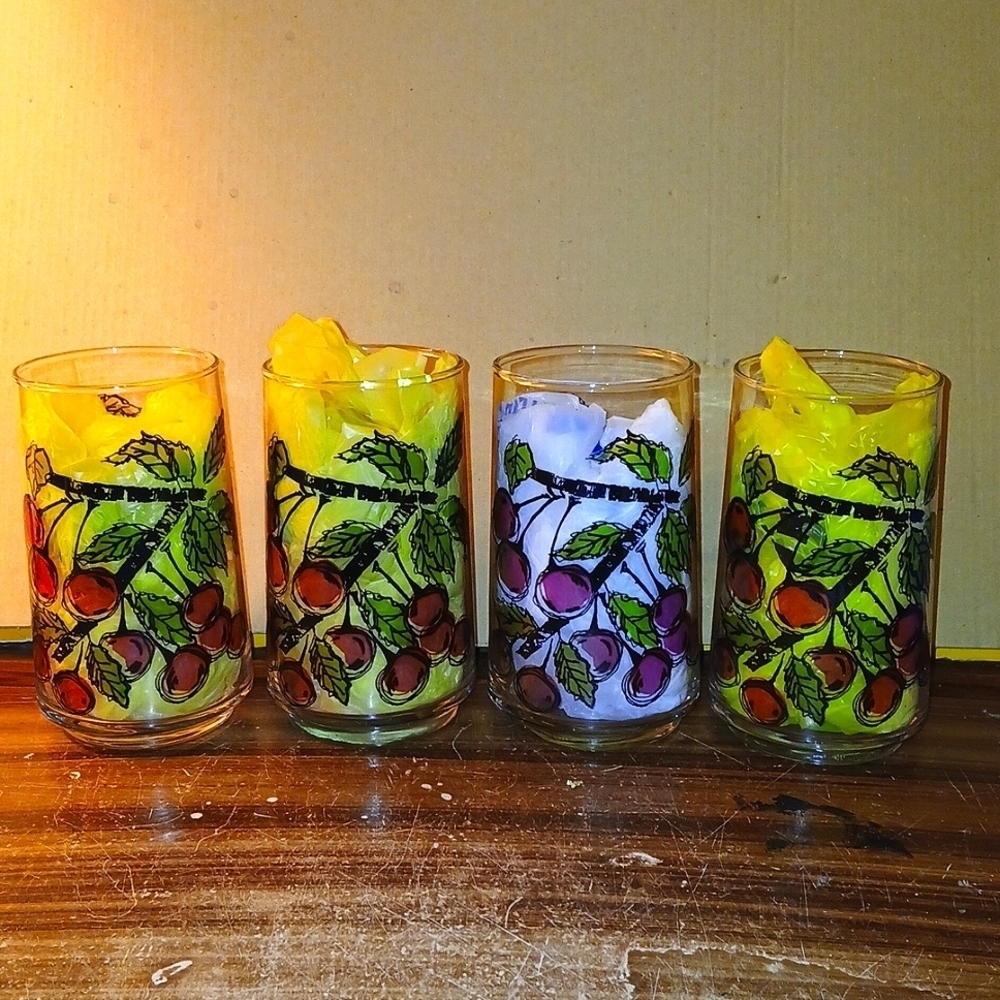 4 Vintage VM Janeri Highball Cherry Design Glasses Barware